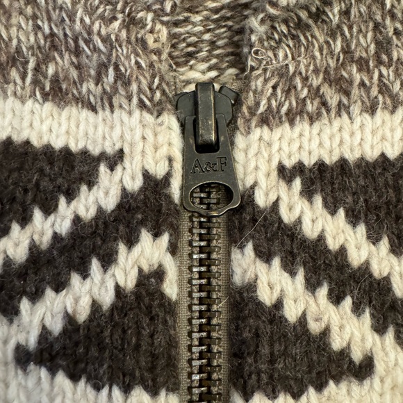 Vintage Abercrombie & Fitch Wool Trout Sweater, sz M - Picture 6 of 8